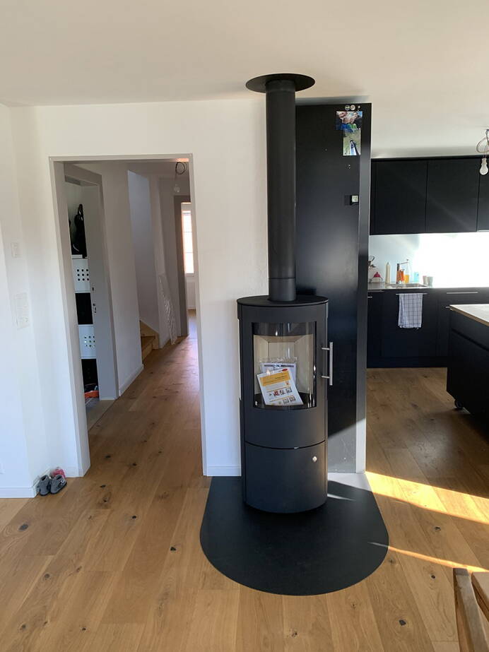 Poêle Cheminée Draco Acier noir Exemple d’installation