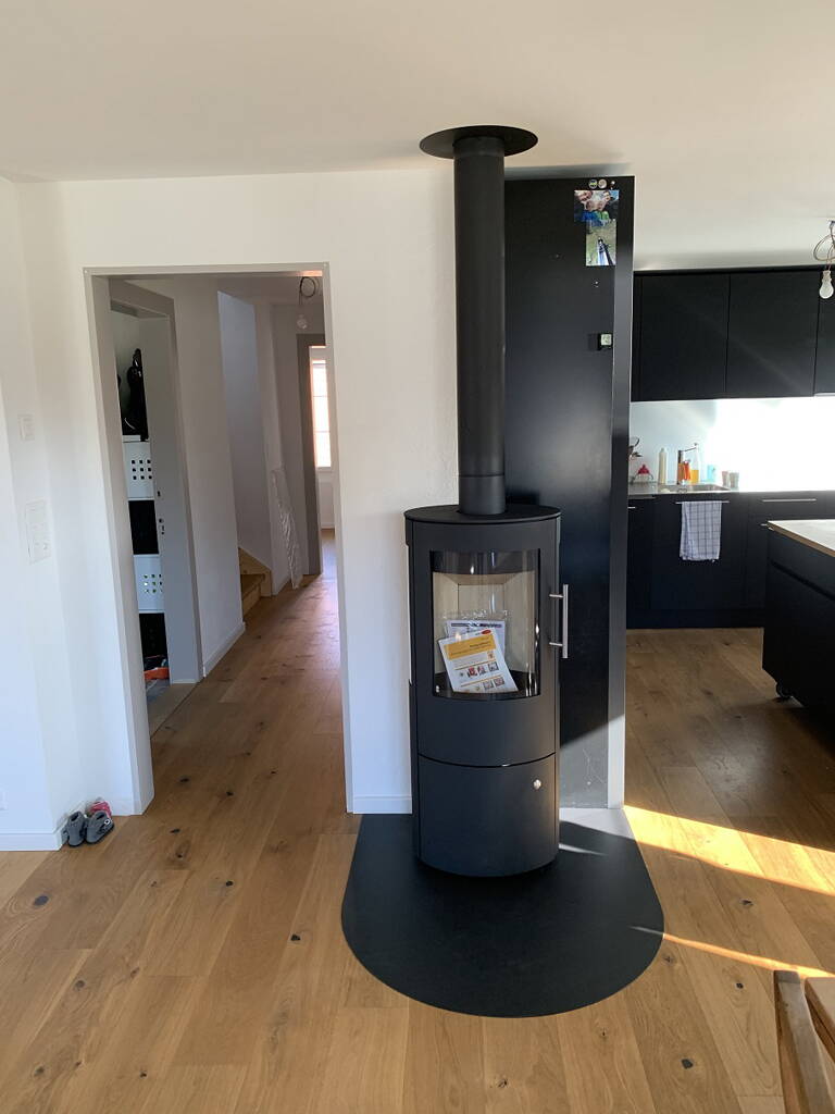 Poêle Cheminée Draco Acier noir Exemple d’installation
