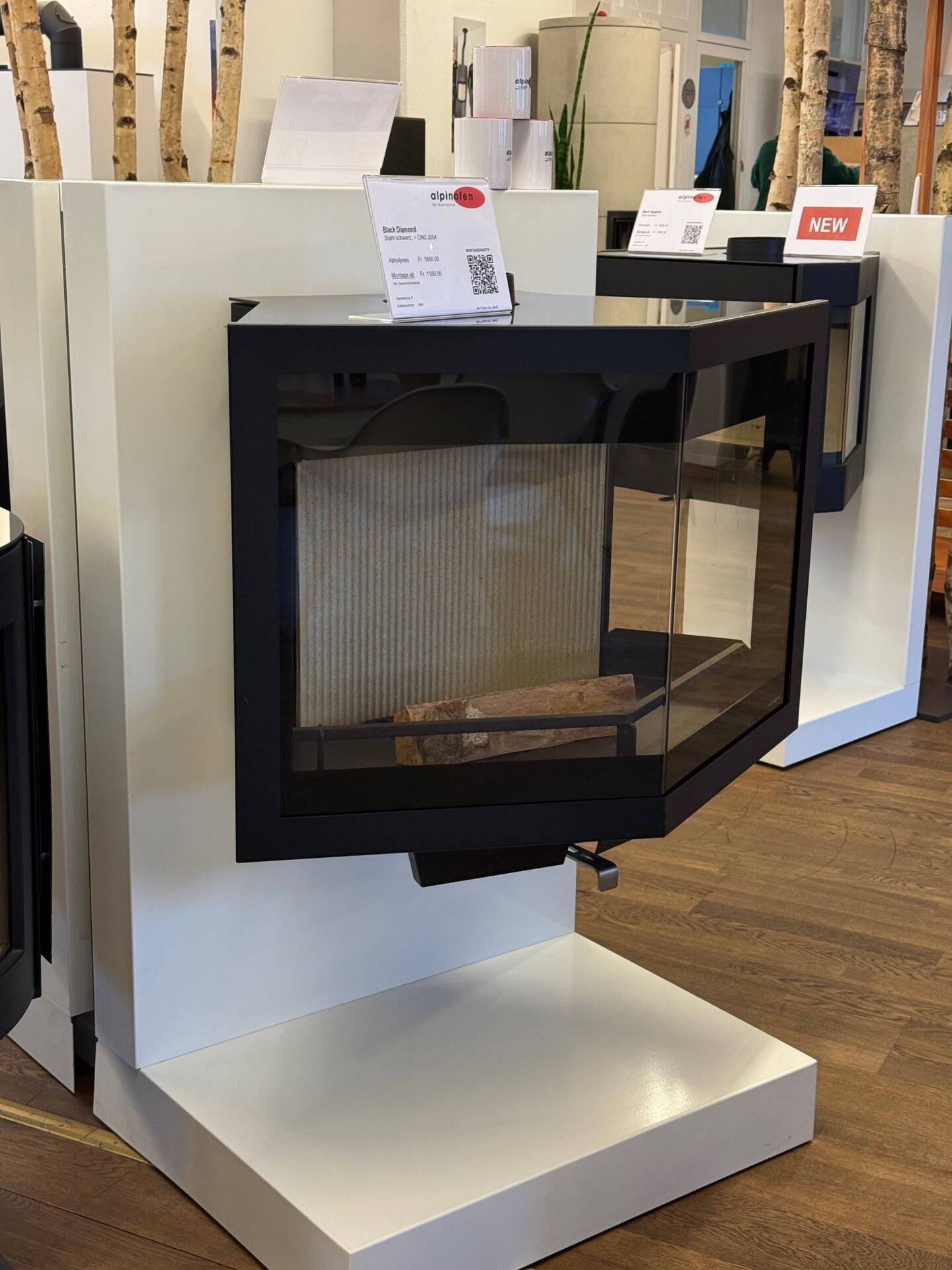 Poêle 

Black Diamond Acier noir au lieu de CHF 5 600.- seulement CHF 4 900.-