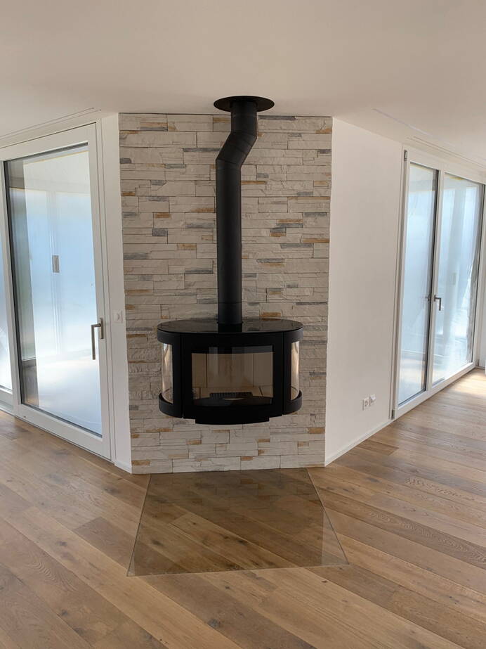 Poêle Cheminée Black Pearl Acier noir Exemple d’installation