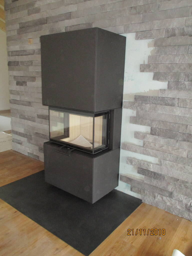 Poêle Cheminée Osorno Acier noir Exemple d’installation