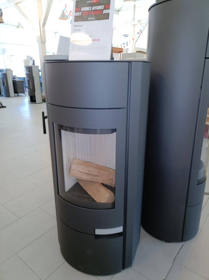 Schwedenofen

Thomas Stahl schwarz anstatt CHF 4 040.- nur CHF 3 400.-