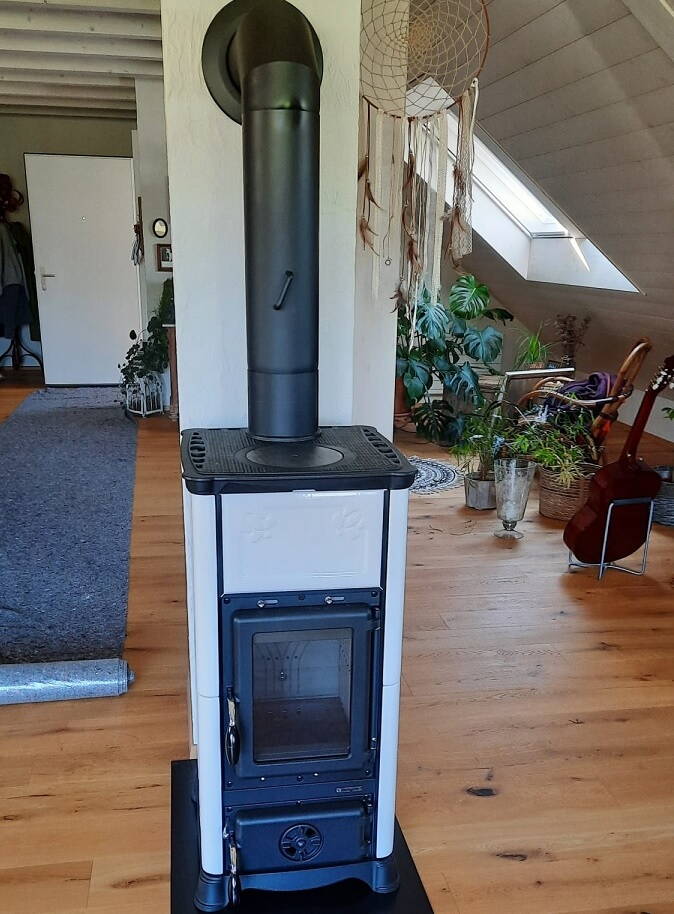 Schwedenofen Emiliana Keramik Montagebeispiel
