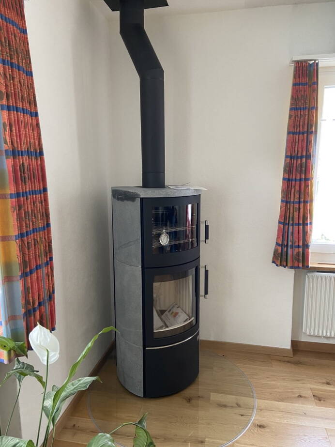 Schwedenofen Hark 44-5.Roma GT ECOplus mit Backfach, Speckstein Montagebeispiel