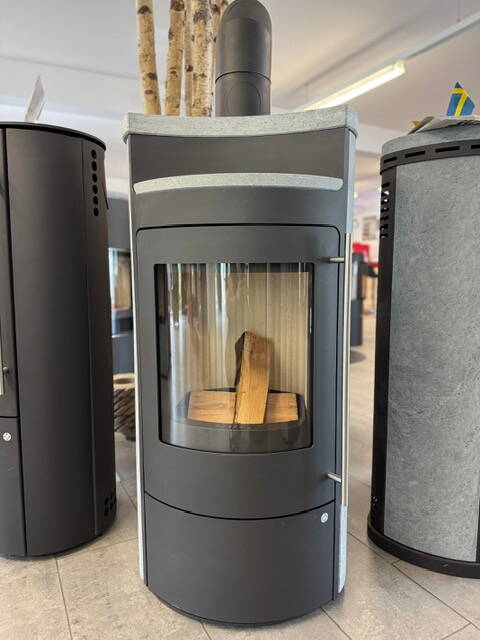 Schwedenofen

Tecapa 2 Naturstein Stahl  schwarz anstatt CHF 5 020.- nur CHF 4 400.-
