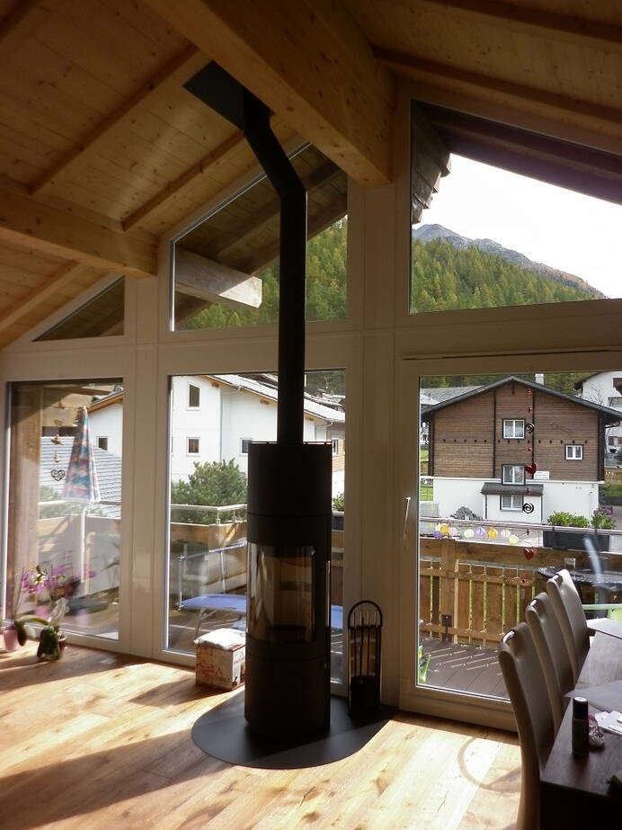 Poêle Cheminée Hark 117 ECOplus Acier noir Exemple d’installation