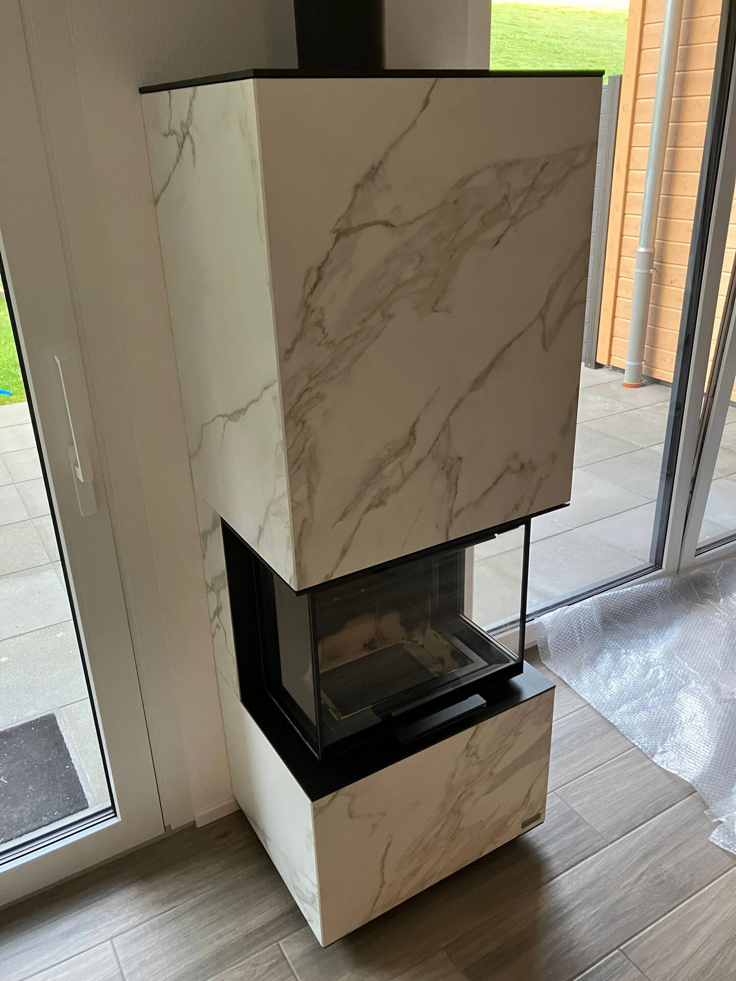 Poêle Cheminée neocube P10 Céramique Exemple d’installation