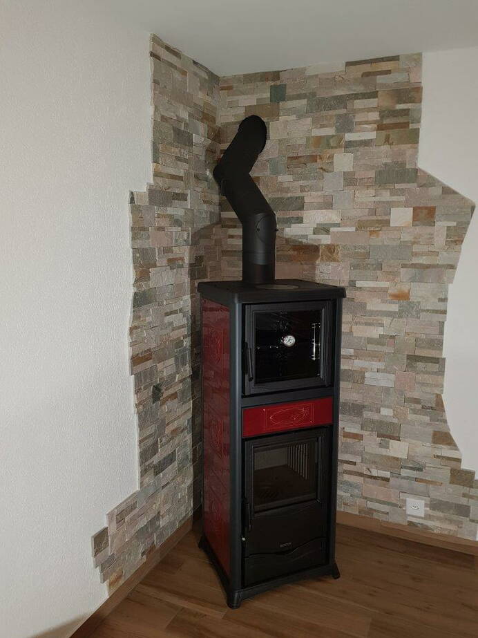 Poêle Cheminée Rosella Plus Forno Céramique Exemple d'installation