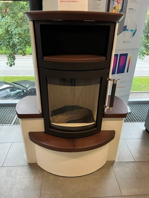 Schwedenofen

Hark 44-5.34 GT ECOplus Kacheln braun / beige anstatt CHF 6 270.- nur CHF 5 000.-