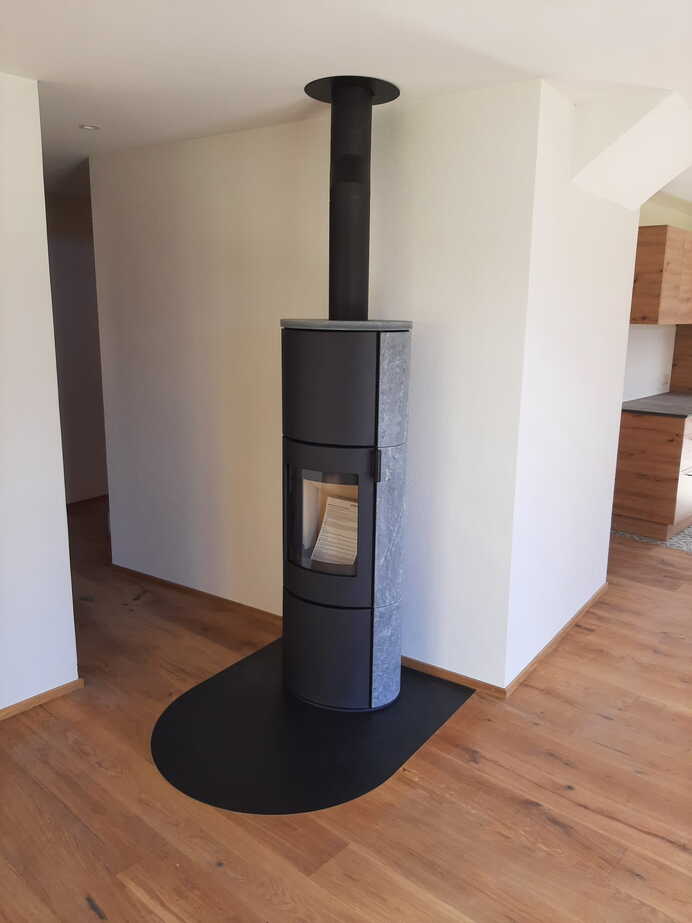 Schwedenofen Lamia 01 A Keramik Montagebeispiel