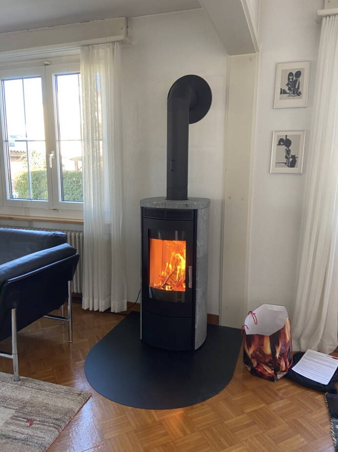 Poêle Cheminée Hark 130 GT ECOplus pierre ollaire Exemple d’installation