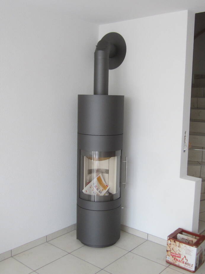 Poêle Cheminée Hark 117 ECOplus Acier noir Exemple d’installation