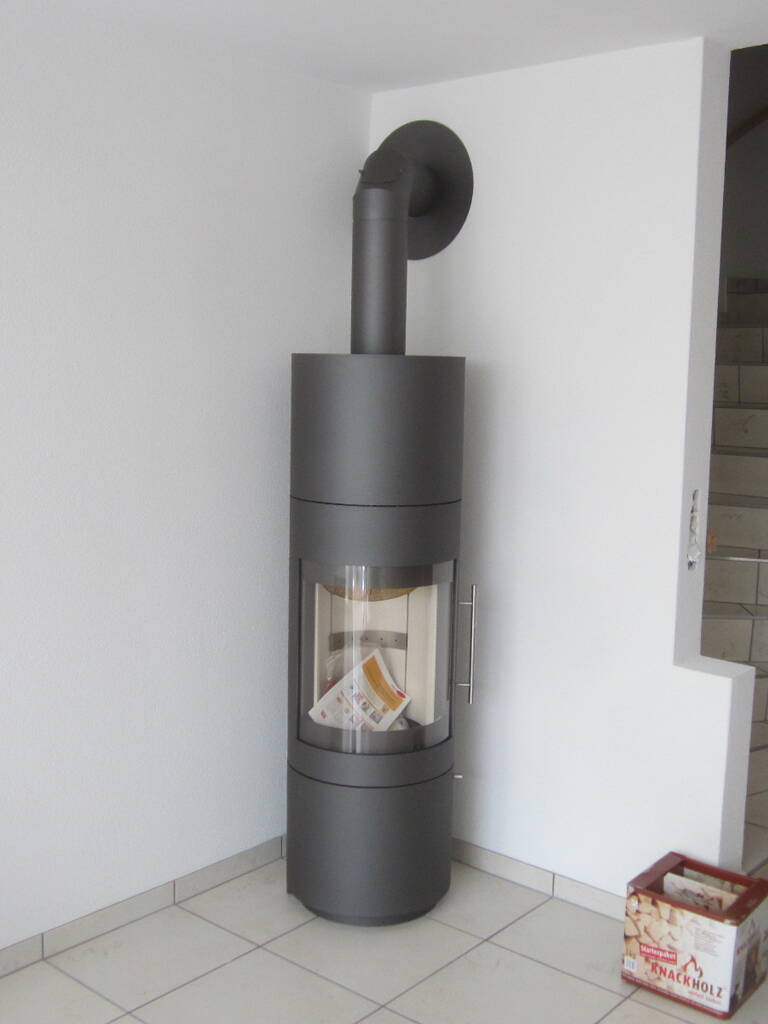 Poêle Cheminée Hark 117 ECOplus Acier noir Exemple d’installation