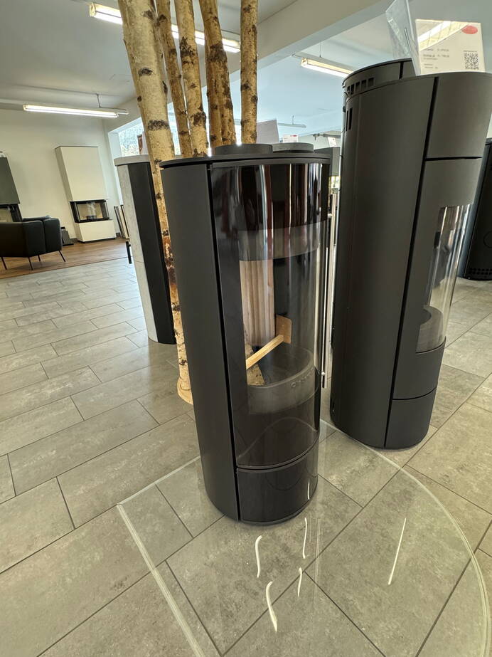 Lagerofen

Tipas 3 Glasfront 3 Stück an Lageran statt CHF 4 730.-nur CHF 4 020.-