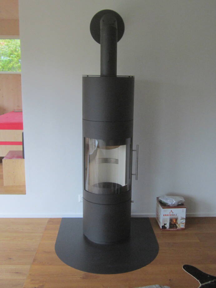 Poêle Cheminée Hark 117 ECOplus Acier noir Exemple d’installation